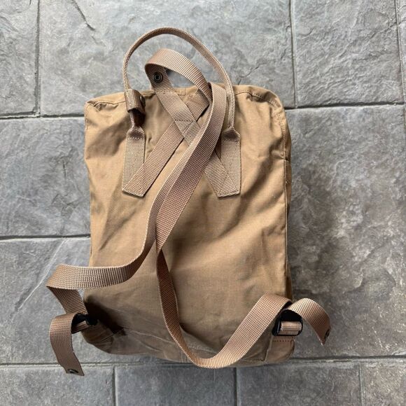 Fjallraven Kanken Water Resistant Backpack Clay Work Travel Laptop Daily 14'' - Picture 5 of 8